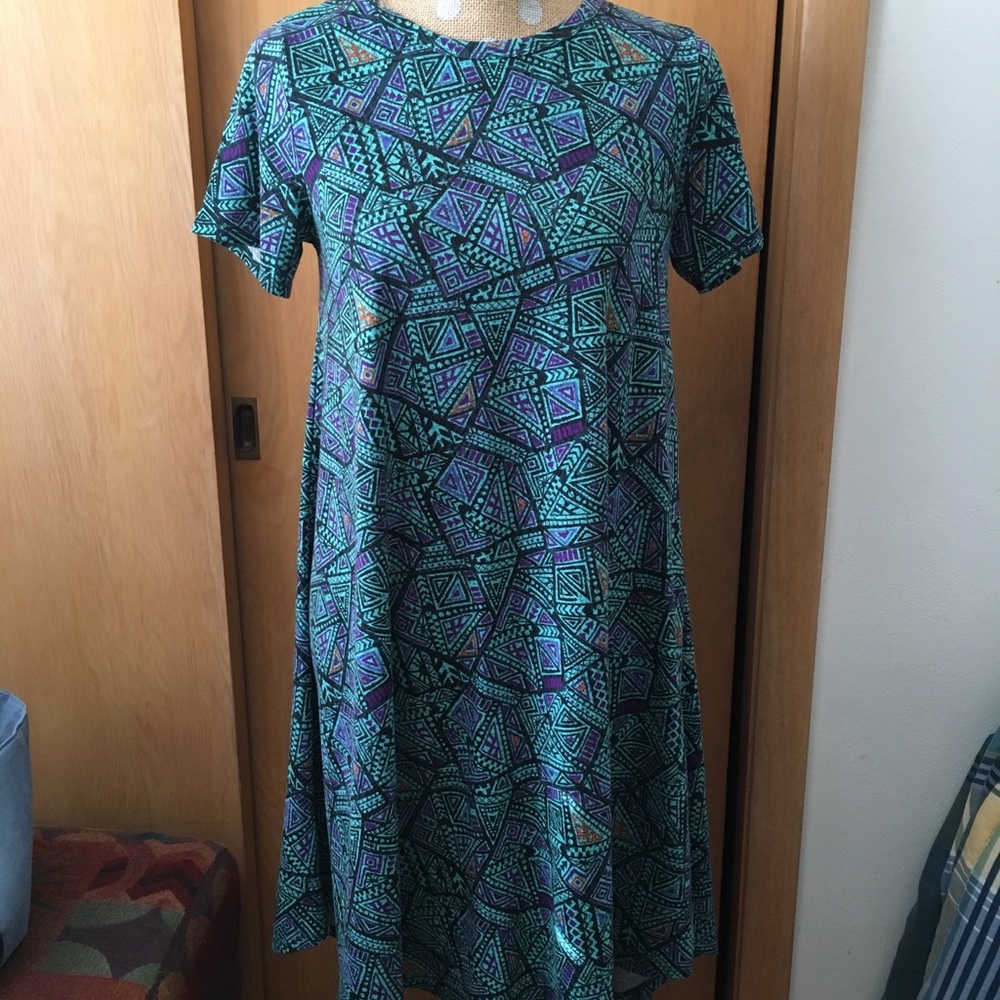 💕LulaRoe Green & Purple Carly Dress